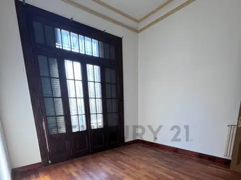 Venta PH con Patio Almagro