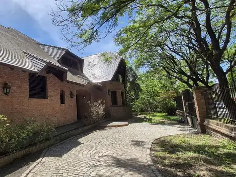 Casa en Venta en Villa Morra I, USD 390.000