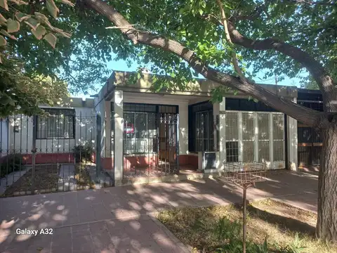 Venta de Casa Familiar ,Bo Cementista 1 Ls. Hs.