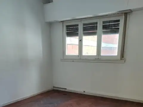 Depto Tipo Casa en Venta en Villa Ballester, USD 130.000