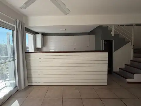 Santa Barbara, Corredor Bancalari Benavidez 3900, Piso 3