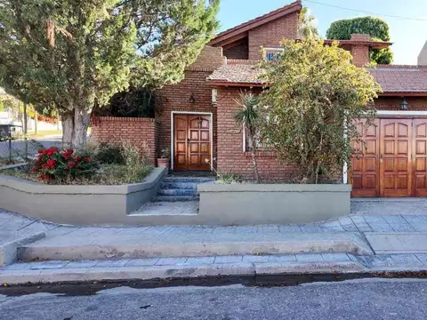 Casa en Venta en Neuquen, Confluencia