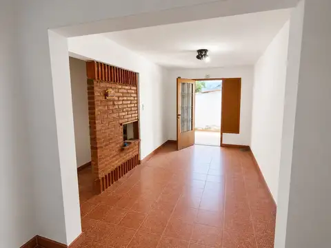 Venta casa 2 dormitorios cosquin alto mires