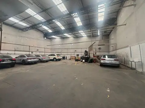 Venta de Galpón en Parque Chacabuco, Capital Federal