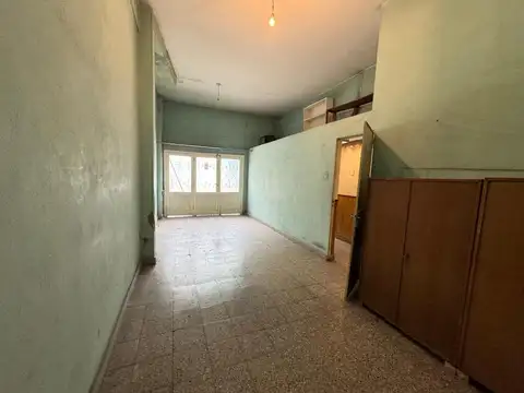 Depto Tipo Casa en Venta en Flores, USD 120.000