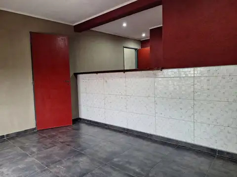 Oficina en Alquiler en Tablada, $ 700.000