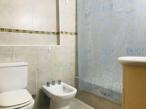 Departamento en Alquiler en Parque Patricios, $ 685.000