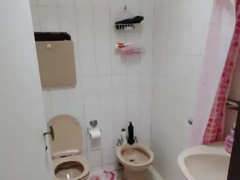 Departamento 5 ambientes con 2 baños