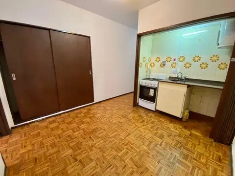 Oficina en Alquiler en Barrio Norte, $ 600.000