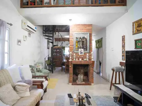 Casa en Venta Pilar Apto Crédito 3 amb. altillo
