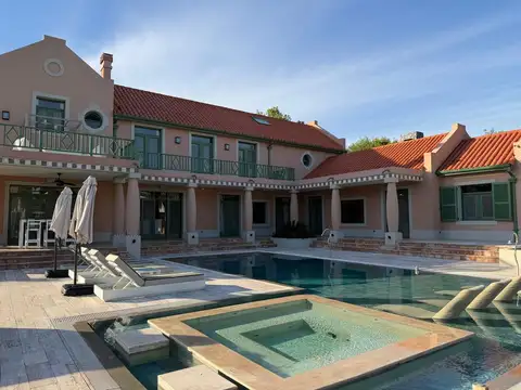 Casa en Venta de 5 dormitorios