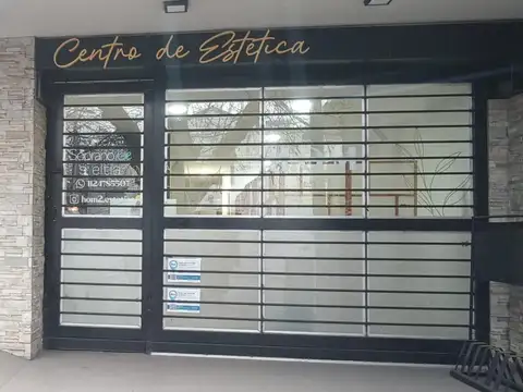 Excelente Local al frente