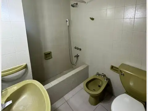 Depto Tipo Casa en Venta con 1 cocheras
