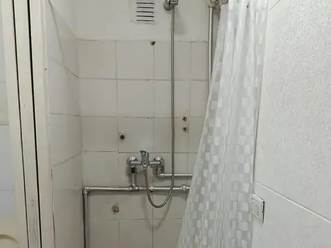 Departamento en Alquiler en Villa Talleres, $ 380.000