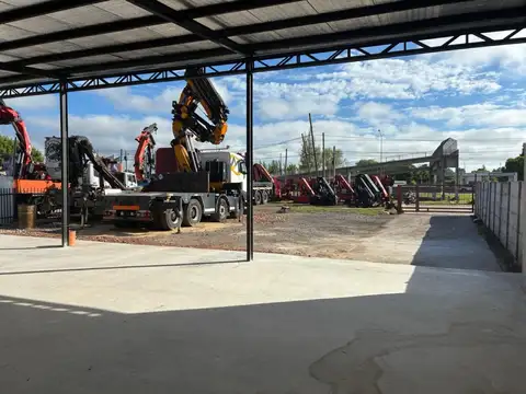 Galpon en Alquiler 18  mts Frente