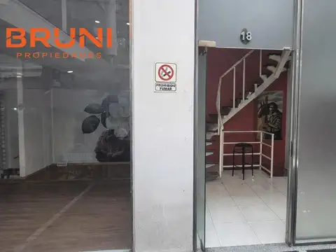 Local en Venta 40 años