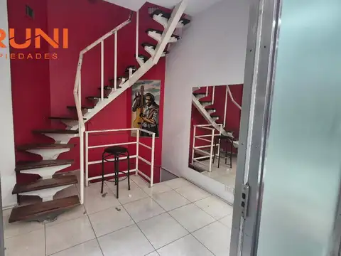 Venta Local en Caballito, Capital Federal.