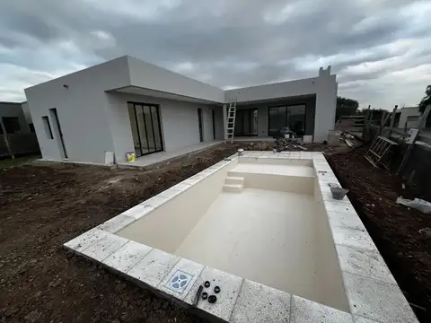 Casa en Alquiler en San Sebastian, USD 1.500