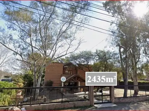S/ BODEREAU - Lote de 2443m² con salón de fiestas de 751m²