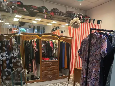 VENTA LOCAL COMERCIAL ALMAGRO GALERIA PATAGONIA