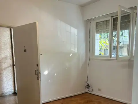 3 amb pequeños planta baja al frente