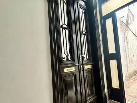 Depto Tipo Casa en Alquiler de 5 ambientes