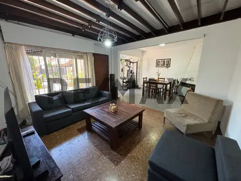 Depto Tipo Casa en Venta de 4 ambientes