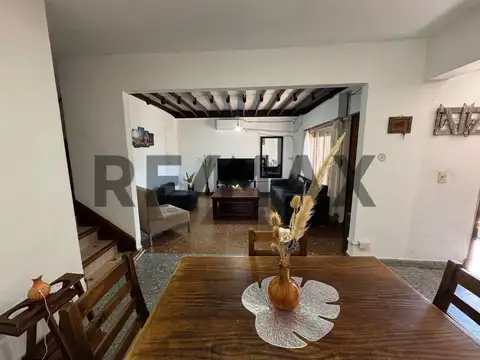 Depto Tipo Casa en Venta 40 años