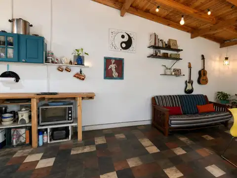 Casa 4 ambientes con 1 baño