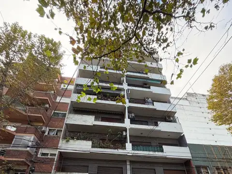 DEPARTAMENTO 3 AMBIENTES CON COCHERA