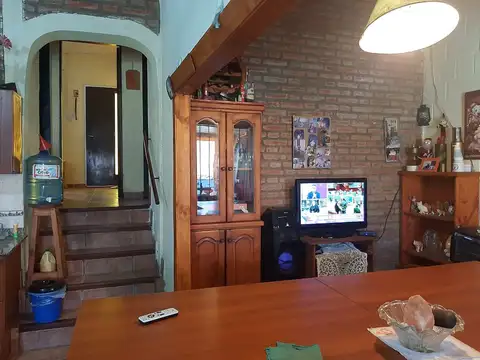 Casa mas departamento a la venta en Santa María de Punilla. (C161)