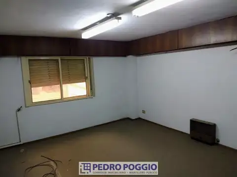 GALPON CON OFICINAS EN VENTA BARRIO REFINERIA ALTO ROSARIO