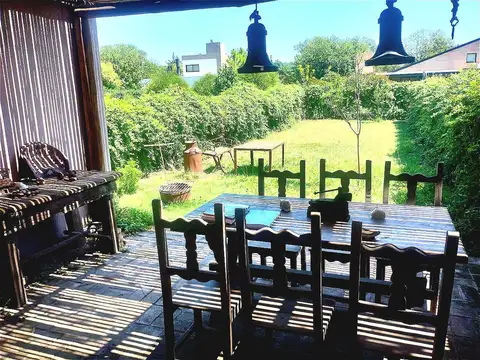 Casa 6 ambientes con 1 baño