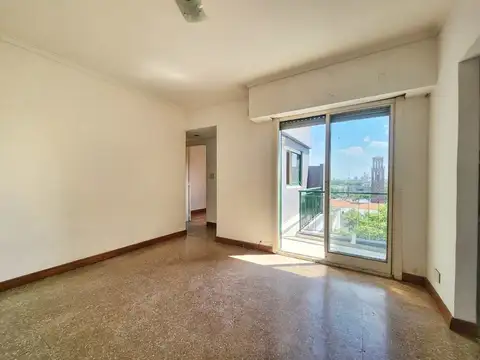 Venta Departamento 2 ambientes en Monte Castro