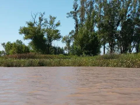 40 hectáreas en Islas de Lima