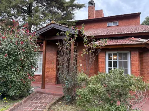 EL BOSQUE C.C. CHALET EN VENTA