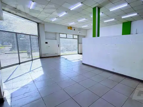 Local en Alquiler en Castelar, $ 2.600.000