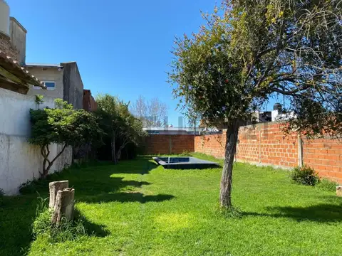 23 entre 523 y 524 800, Piso 0