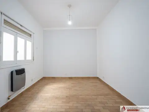 Depto Tipo Casa 2 ambientes con 1 baño