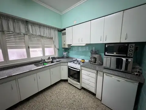 Depto Tipo Casa en Venta en Lanus Oeste, USD 175.000