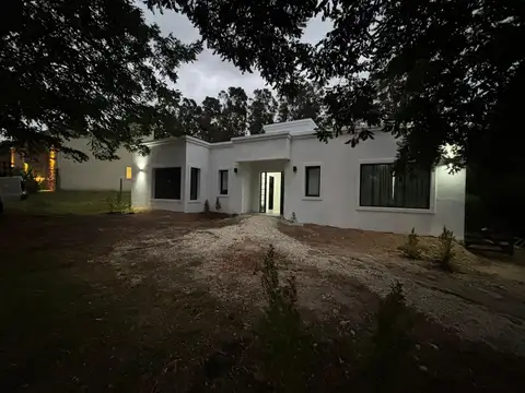 Casa en Venta en Barrancas De San Benito, USD 215.000