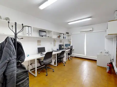 Casa en Venta con 4 cocheras