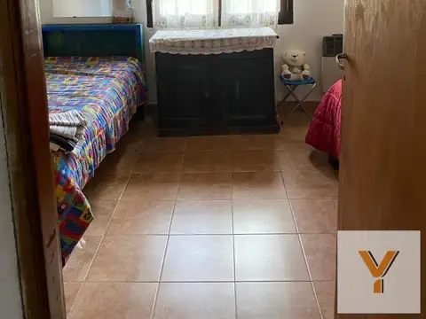 Casa 4 ambientes con 1 baño