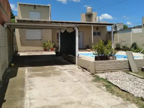 Casa en venta - 2 Dormitorios 2 Baños - Cochera - 279Mts2 - Tandil