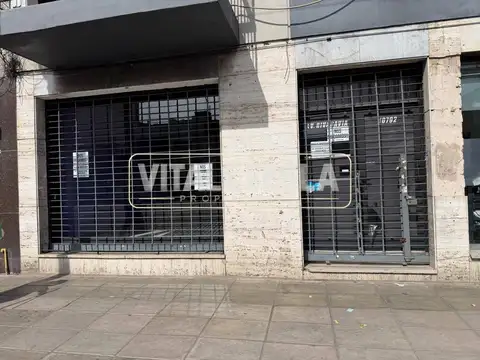 LOCAL EN VENTA EN LINIERS CON 42m2 BIEN UBICADO