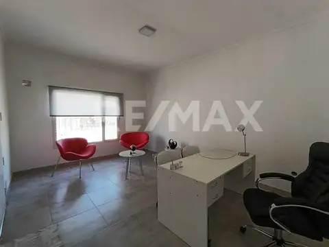 Casa 6 ambientes con 1 baño