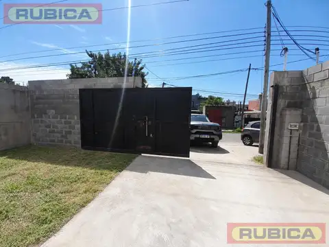 Galpon en Venta 10  mts Fondo