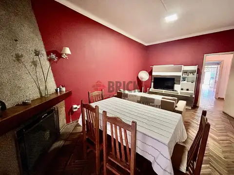 Casa en Venta en Castelar, USD 120.000