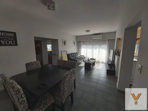Departamento en venta - 2 Dormitorios 1 Baño - 65Mts2 - Monte Grande