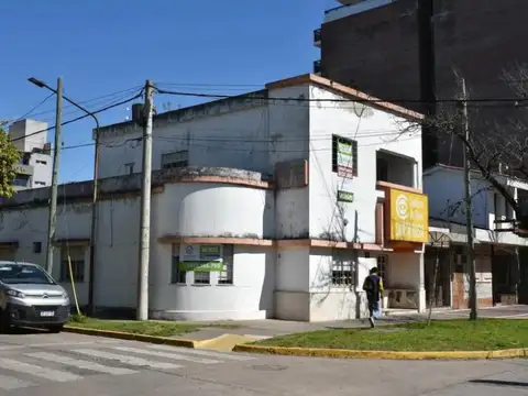 OPORTUNIDAD Casa / Terreno / Local en VENTA en Bv Urquiza  al 500 - San Lorenzo - Santa Fe